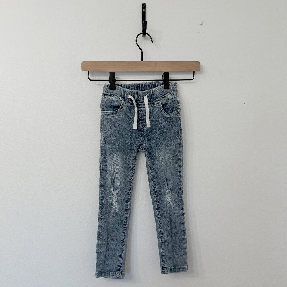 Little Bipsy Distressed Jeans